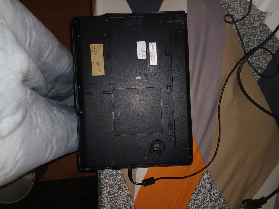 Portatil HP 530 Notebook