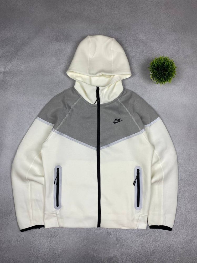 Кофта Nike Tech Fleece рефлектив