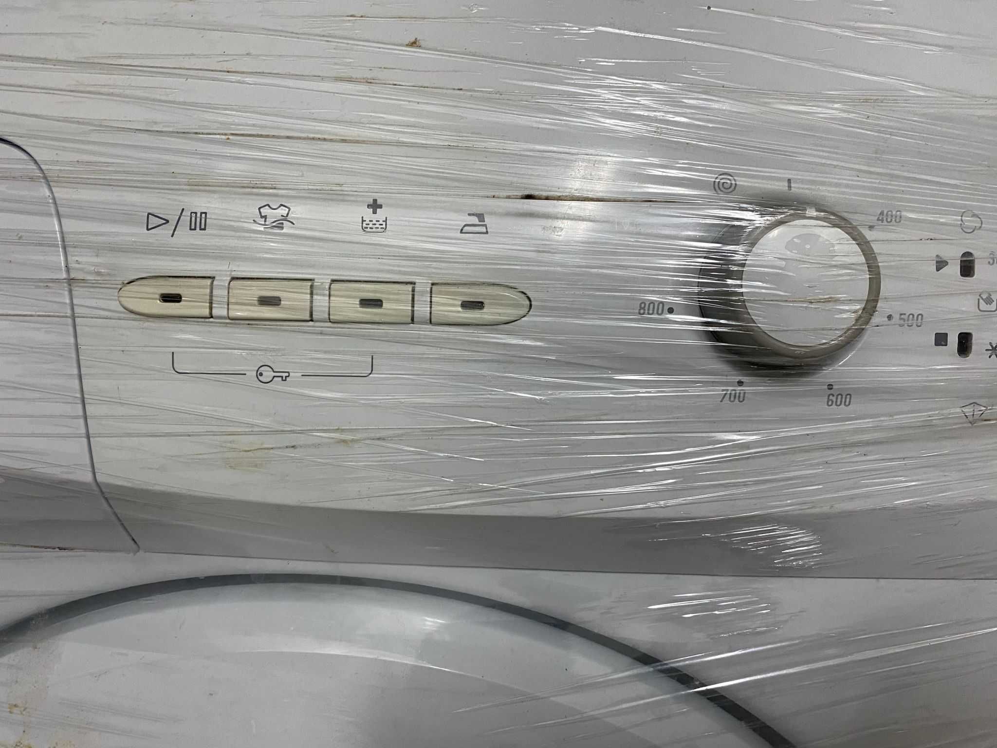 Máquina de lavar semi nova