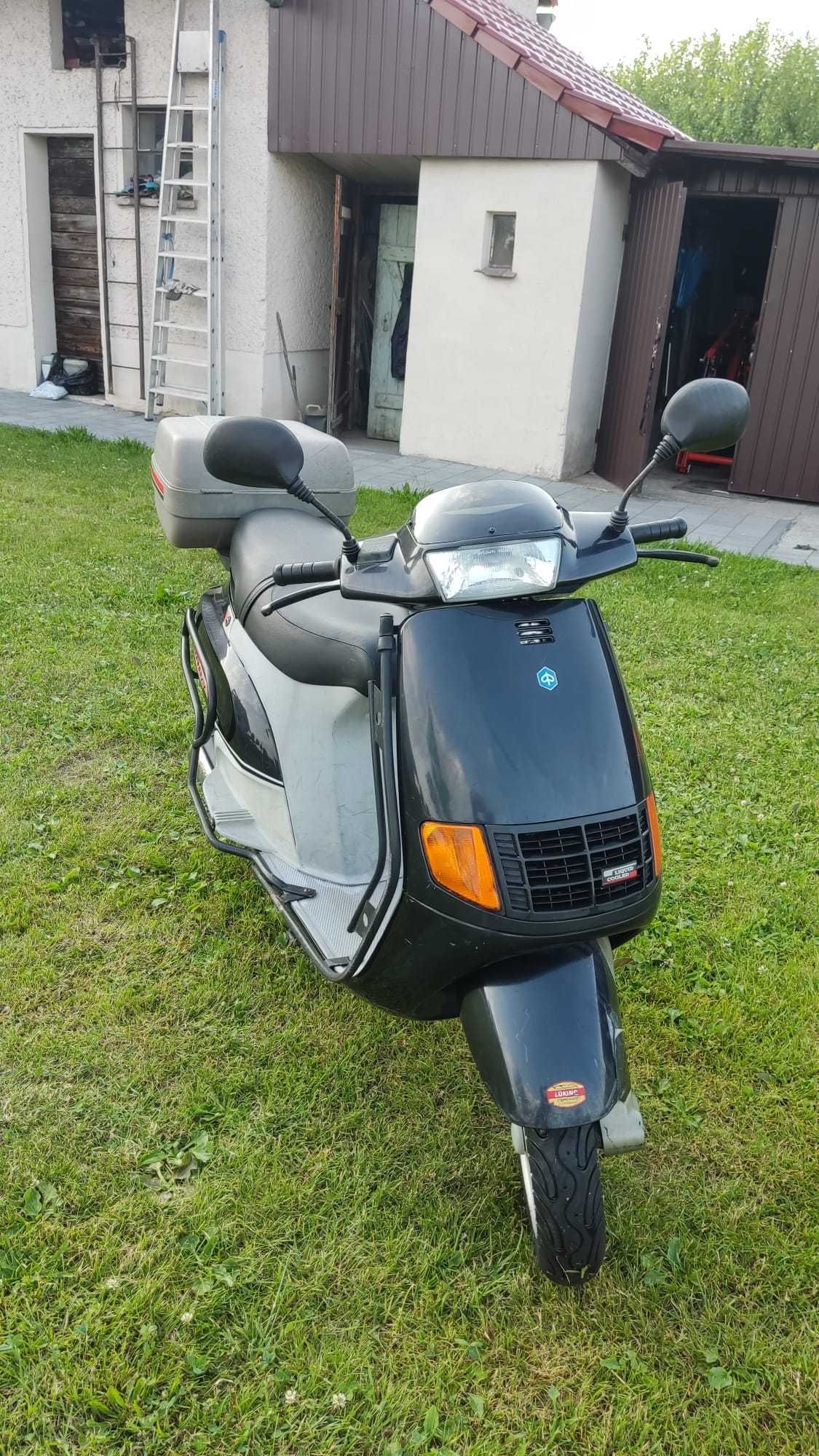 Piaggio Vespa 50 (1996) – klasyk w dobrym stanie