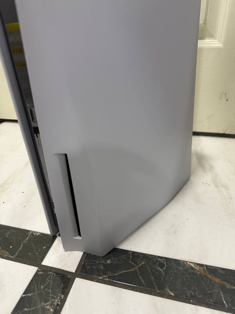Sony playstation 5 825 gig