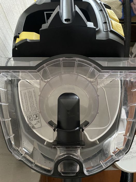 Karcher Puzzi 8/1 на гарантии