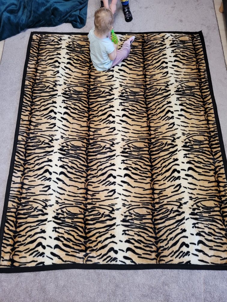 Gruby koc Pantera 160x210 cm