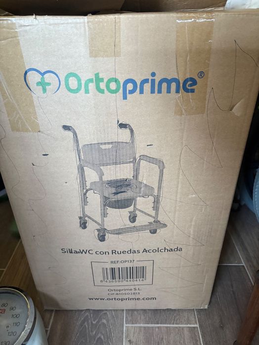 Cadeira de Banho Geriatrica Sanitária com Pés Dobráveis