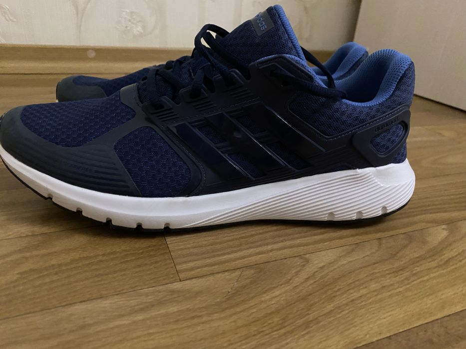 Чоловічі кросівки Adidas 44 розмір