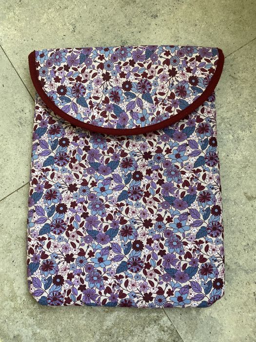 Чохол на ноутбук квітковий