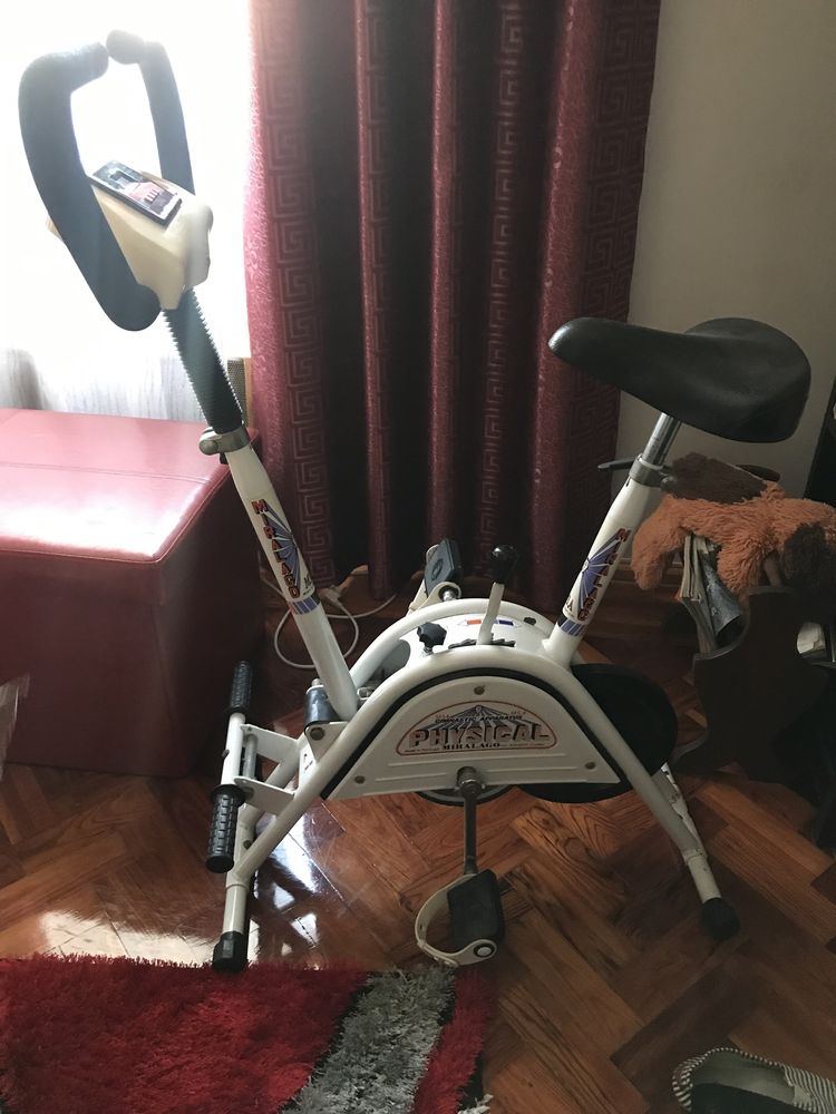 Vendo bisicleta estática. Oeiras