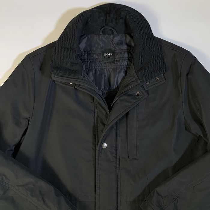Осіння куртка Hugo Boss розмір L-XL