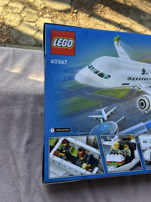 LEGO City Samolot pasażerski 60367