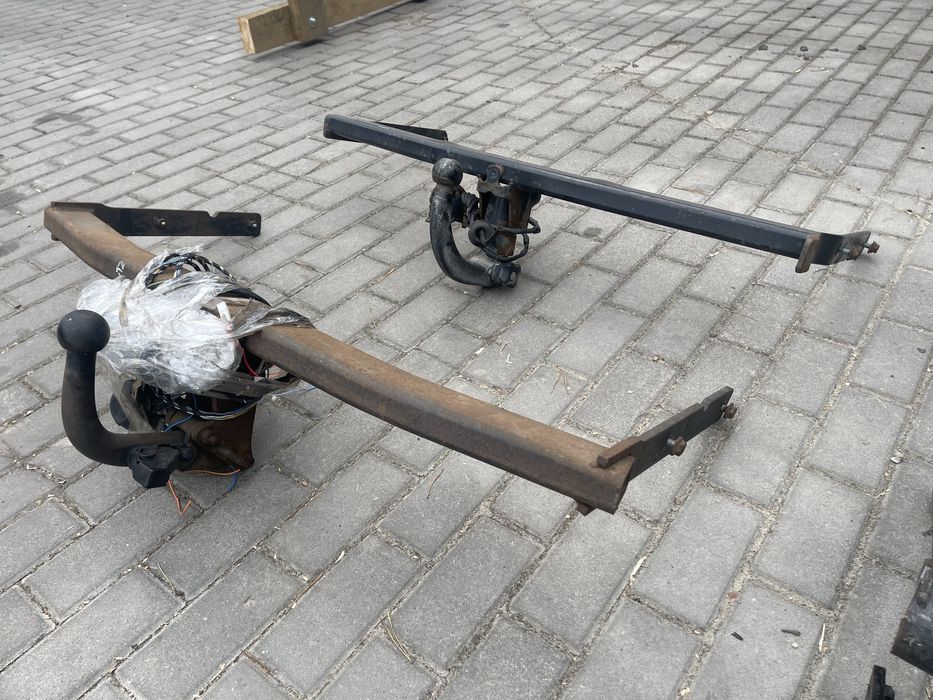 Фаркоп приципне Туран Пасат б6 фаркоп Октавія А5 Гольф 5  VW Skoda