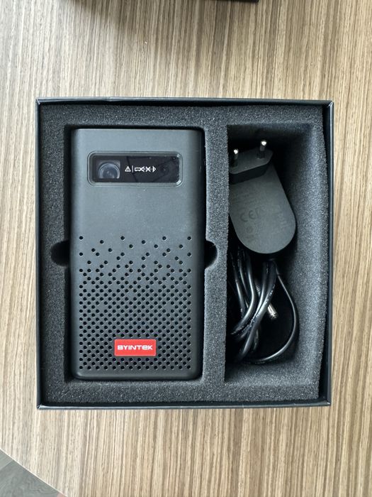 Портативний проектор BYINTEK P20