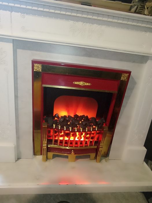 Декоративний камін