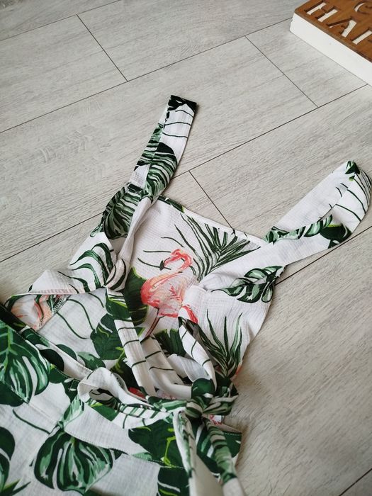 Стильний, літній ромпер, комбінезон, шорти.