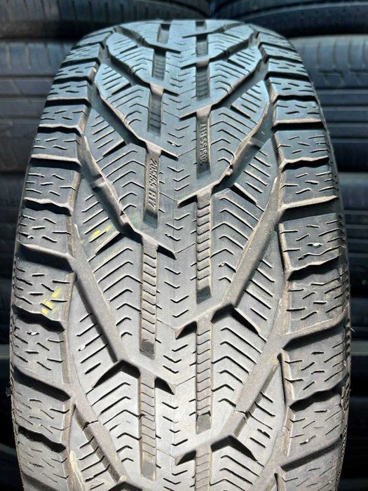 205/55 R17 Sebring пара зима