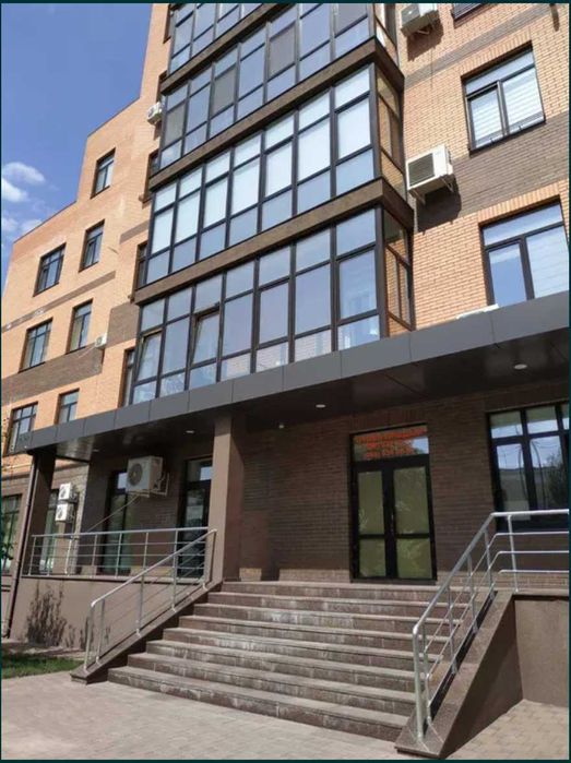 продам нежитлове приміщення пр. Металургів 8а