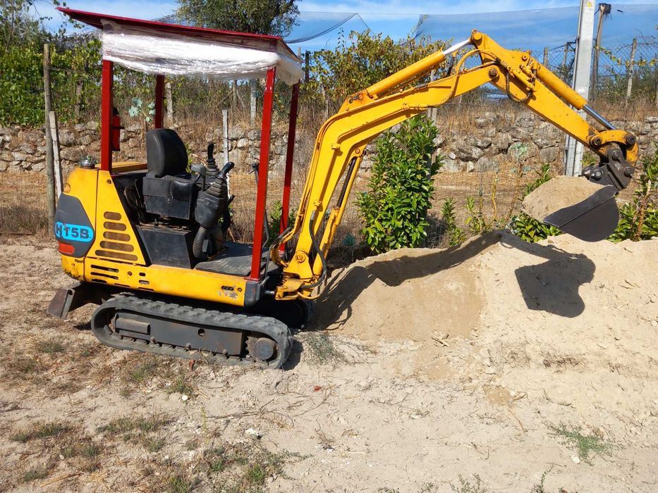Mini giratoria H15B em bom estado