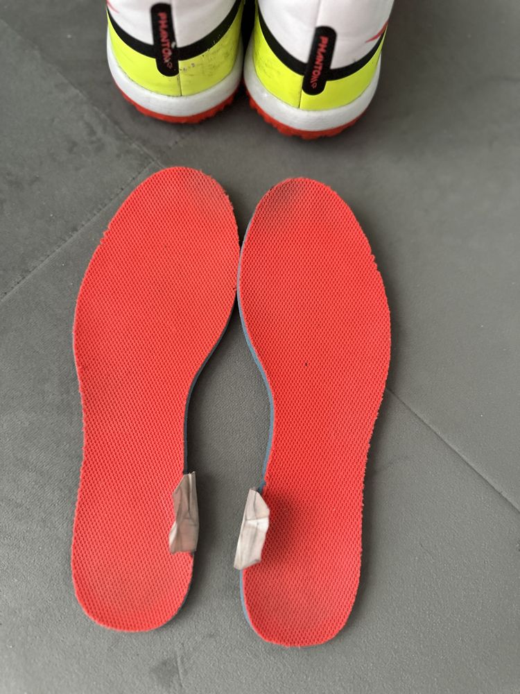 Сороконожки дитячі Nike Jr. Phantom  GT2 35,5 розмір