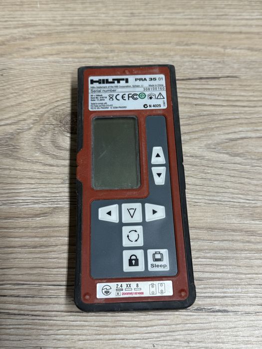 Ротаційний лазерний рівень Hilti PR 35 + приймач PRA 80 + пульт PRA 35
