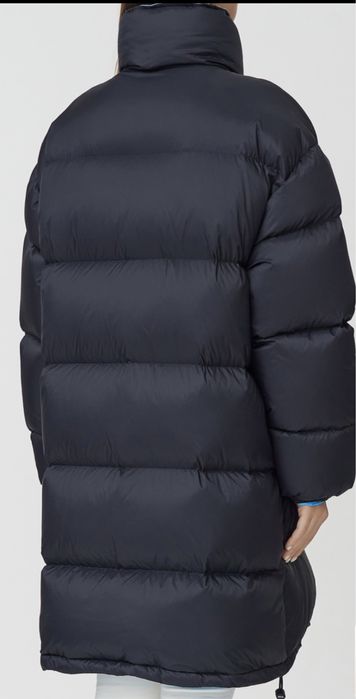 Жіночий пуховик  бренду MSGM