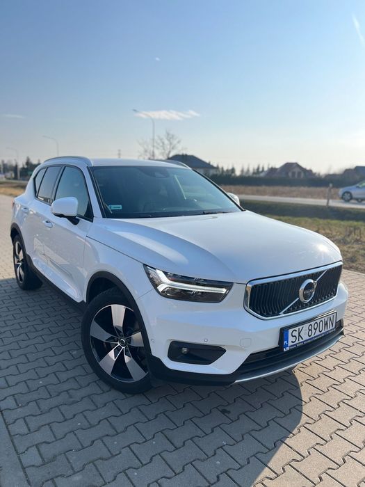 Volvo XC 40 4x4, kamera 360 , czarna skóra , HAK