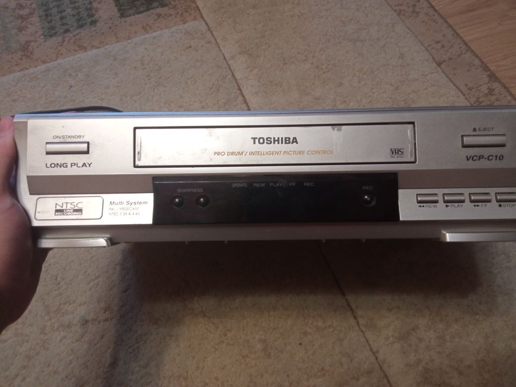 Видеопроигрыватель Toshiba