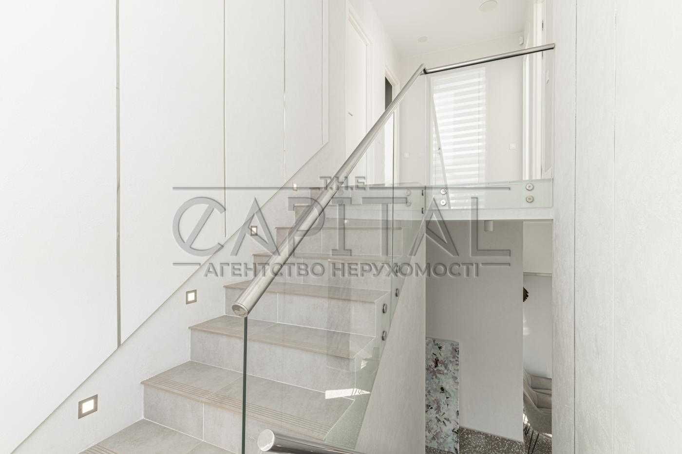 Продажа / Будинок / Козин / 241 м2