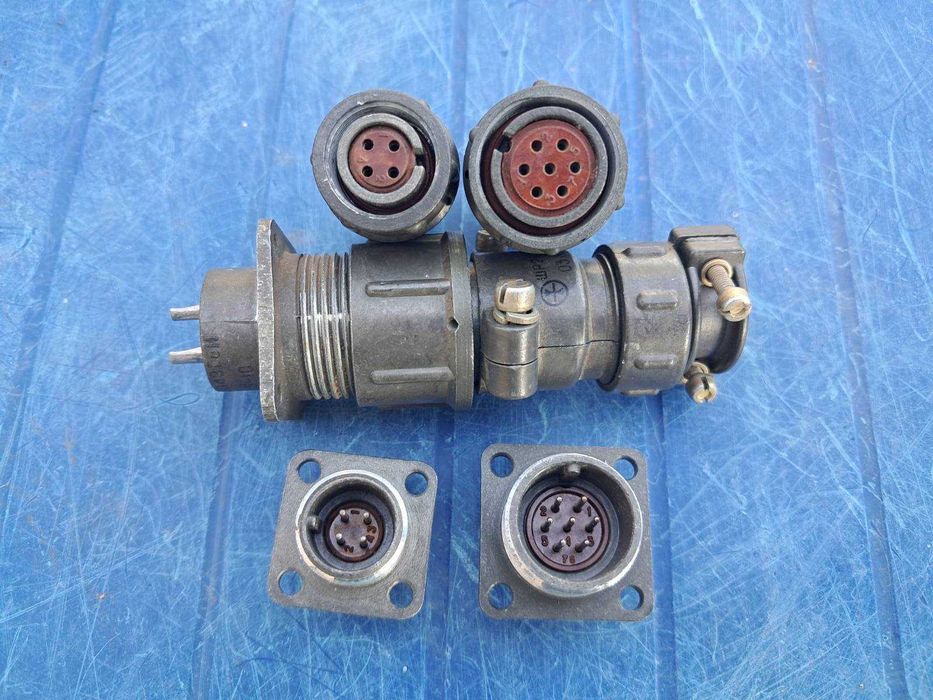 Роз"єми електричні типів 2РМТ22, ШР20, 2РМ14, 2РМ18 та інші.