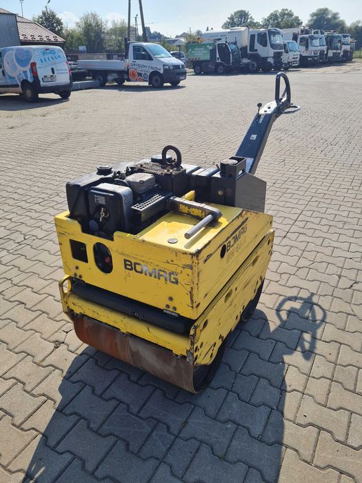 Walec prowadzony Bomag BW65 H, 710 kg, rok 2005