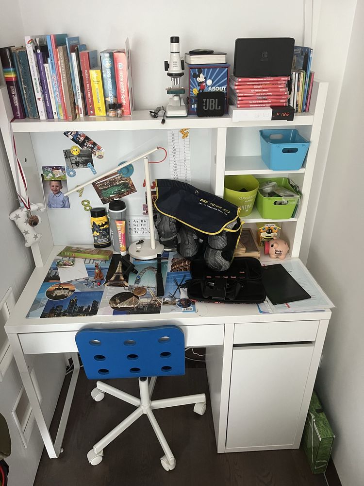 Biurko ikea MICKE + krzeslo obrotowe ikea dla dziecka