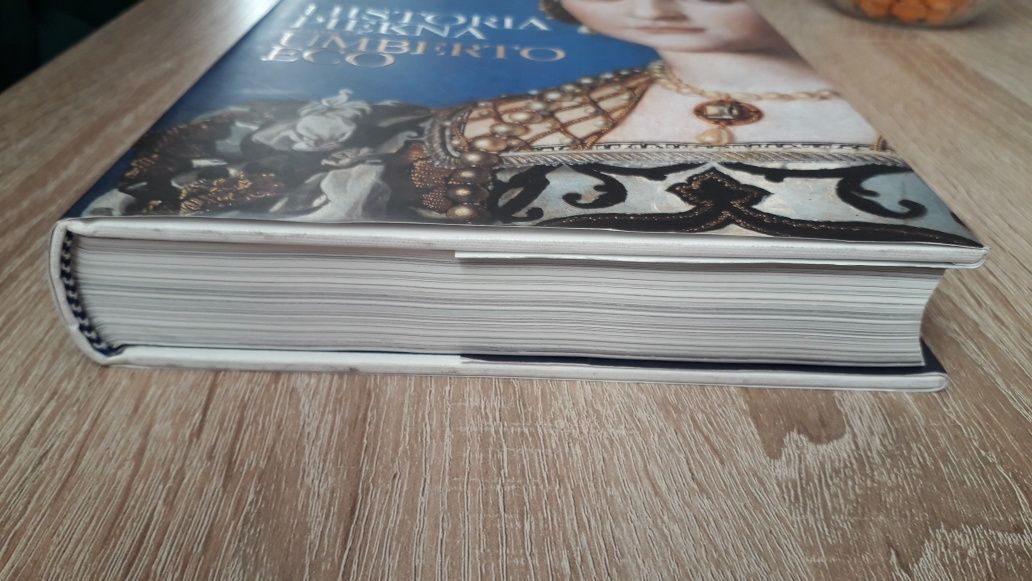 Umberto Eco, Historia piękna.