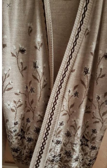 Тепла подвійна кофта.