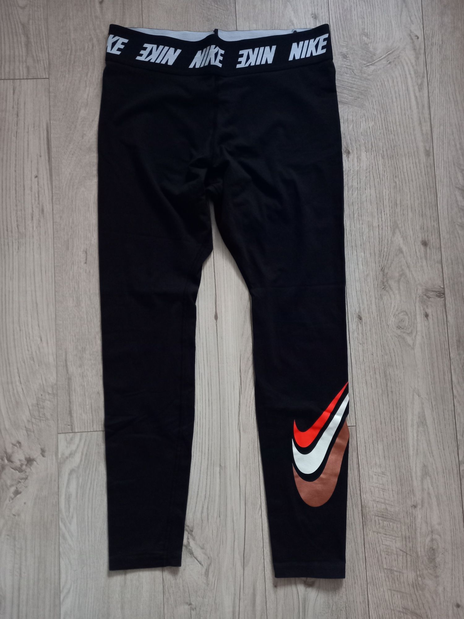 Продам лосины Nike