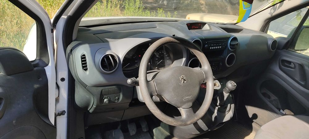 Cрочно!!! Продам рабочую лошадку Peugeot Partner. БЕЗ ТОРГА!!!