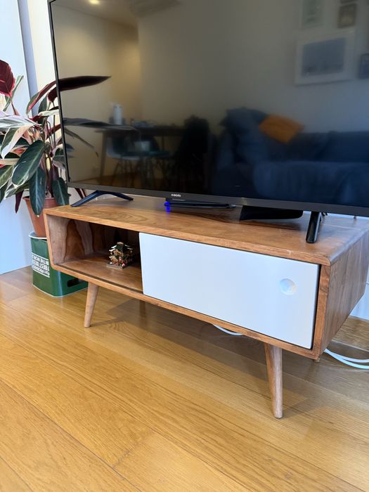 Movel de TV em Madeira