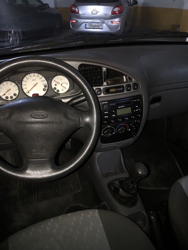 Ford fiesta.