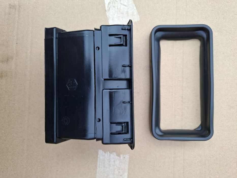 Kratka nawiewu powietrza kratki Fiat 126p Maluch