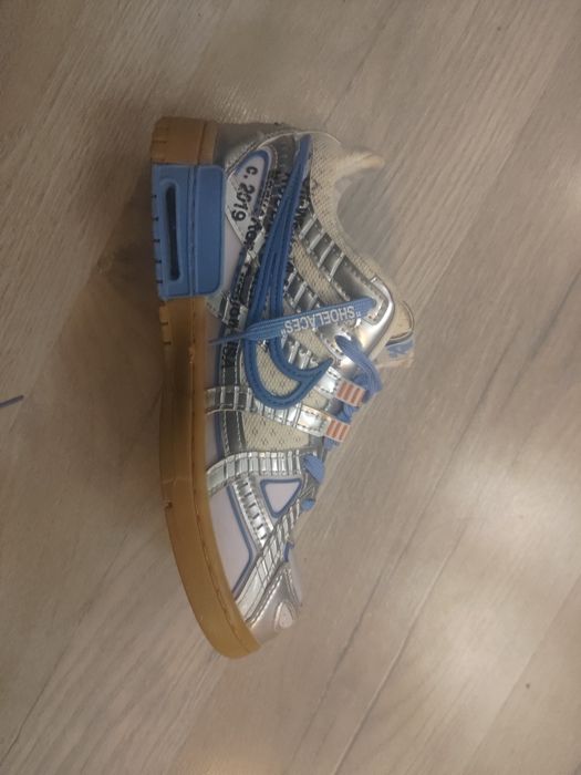 Nike Off white rubber