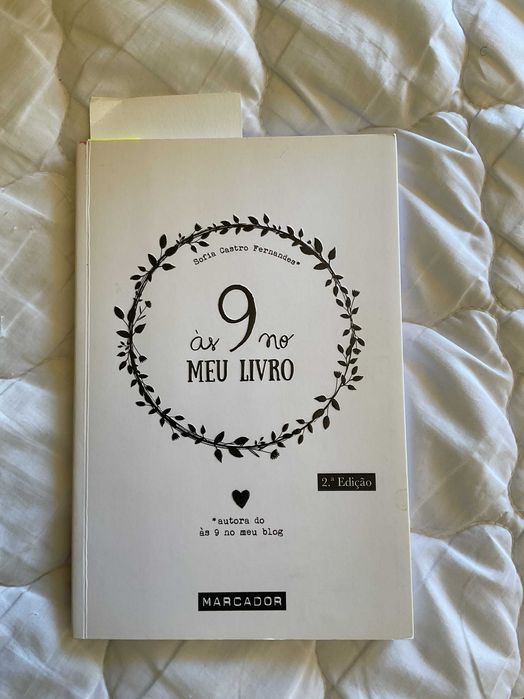 Às 9 no Meu Livro-Sofia de Castro Fernandes (Autor)