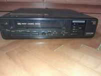 Sprzedam Magnetowid Toshiba !