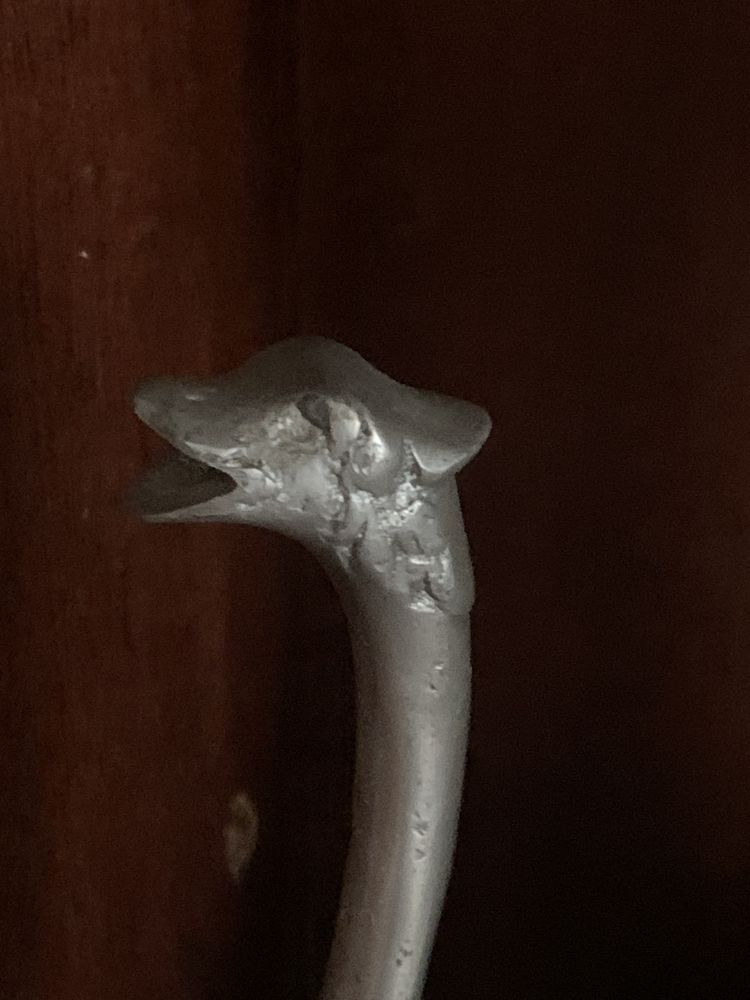 Bule decorativo em estanho