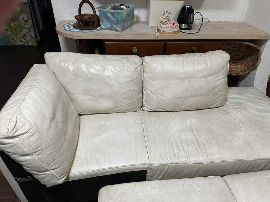 Sofa de canto em pele 260x210