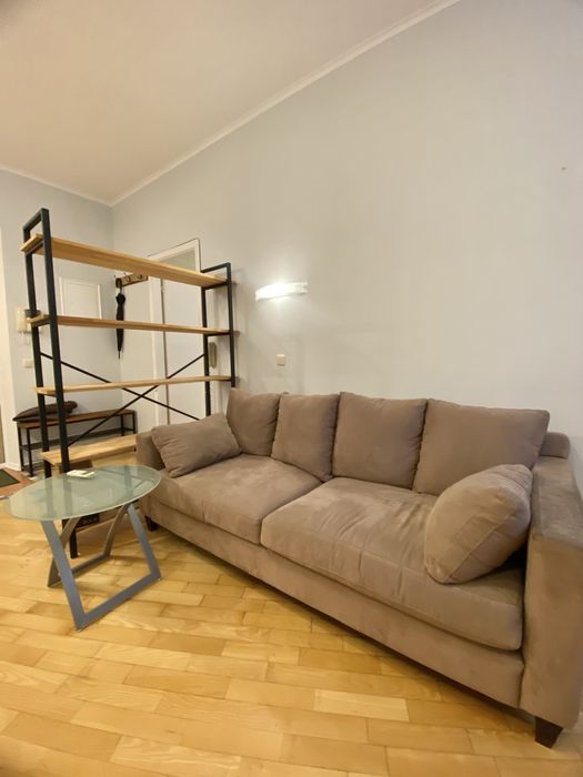 Оренда 2-кімнатної квартири у самому центрі Києва. Заньковецької 10