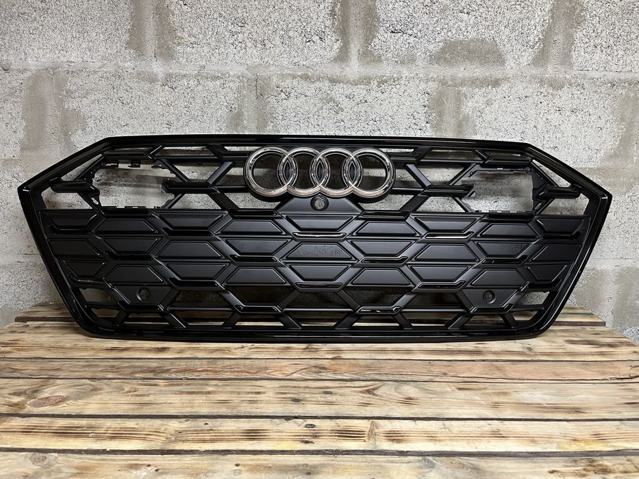 Решітка, решотка радіатора Audi A7 C8 ідеал, оригінал