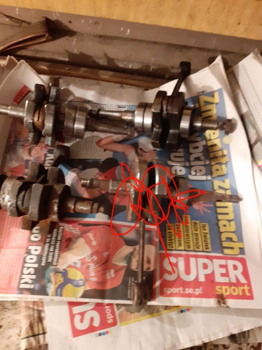 Cztery wały do Komara  Rometa do naprawy lub regeneracji