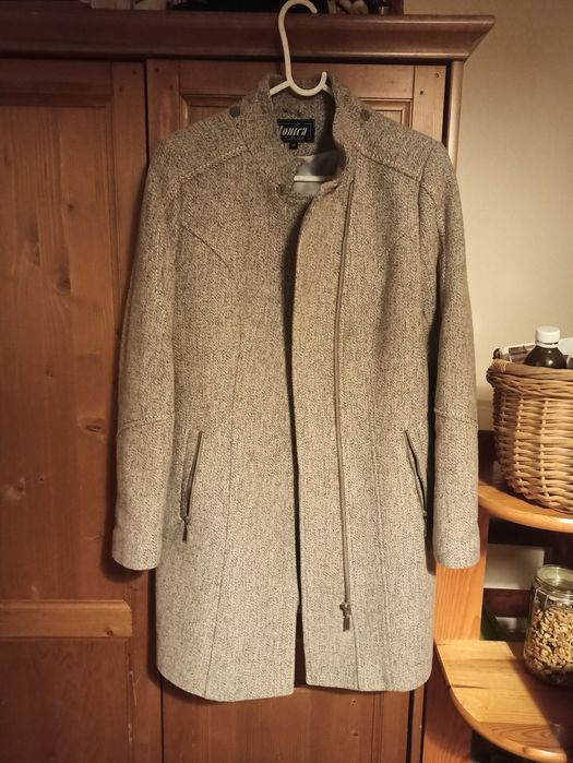 Płaszcz zimowy 70 % wełna