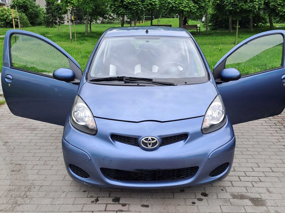 Toyota Aygo I 1.0 > 12.2009r. idealna do miasta, mała, zwinna, oszcz.