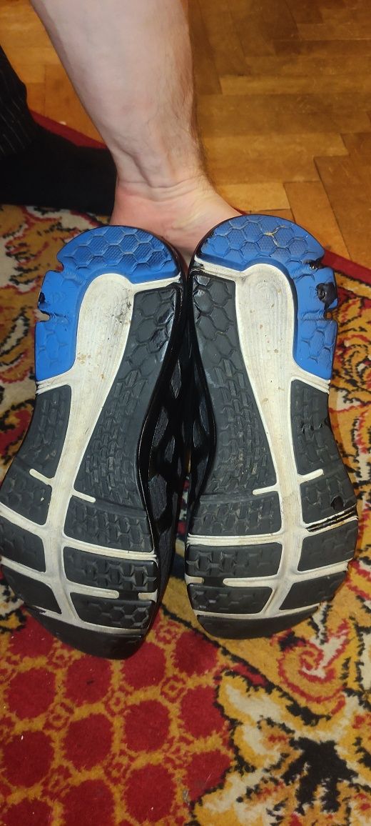 Buty czarne Asics GT 1000 kayano 29 pulse 11 excite 9 nimbus