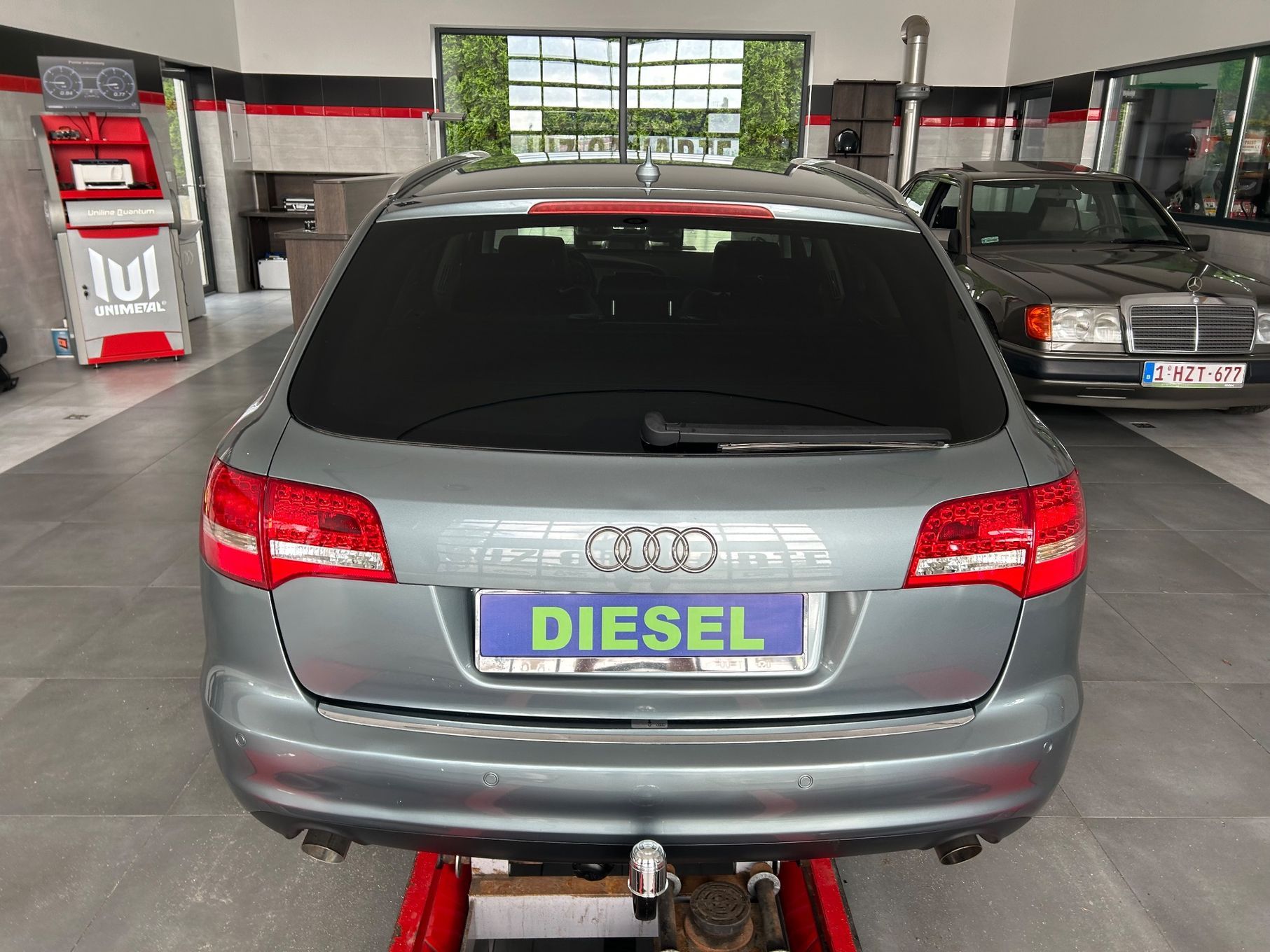 Audi A6 2.0tdi 140km / Klimatronic / Automat / Xenon