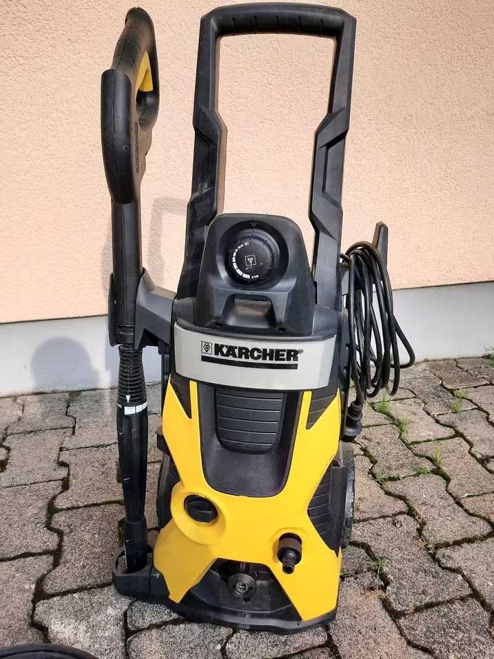 Myjka wysokociśnieniowa Kärcher K5 z akcesoriami
