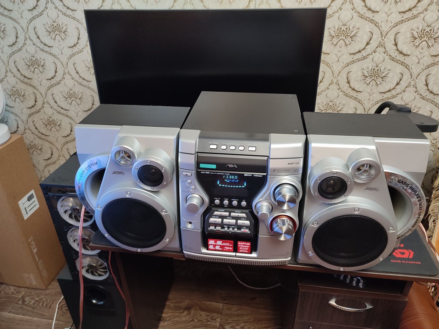 Продам музыкальный центр AIWA JAX-N30